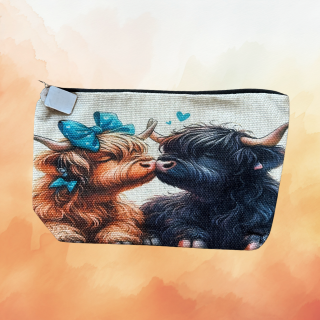Highland cosmetic / pencil case