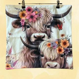 Highland cow cushion cover